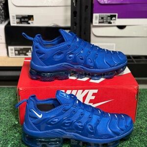 Nike Vapormax Plus “Royal” size 12